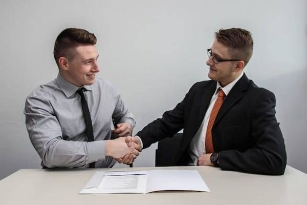 Comment réduire efficacement les charges de copropriété : stratégies et conseils